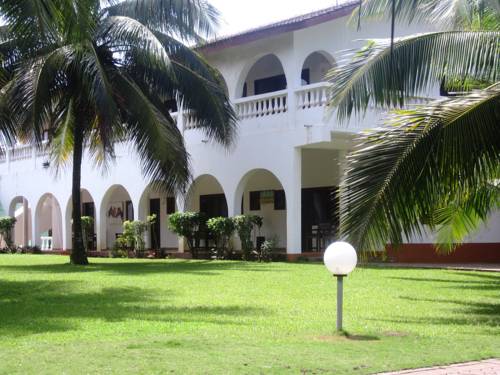 hotel Coconut Grove Beach Resort