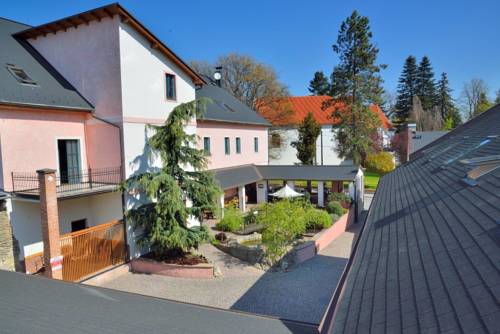 hotel Hotel and restaurant Via Ironia