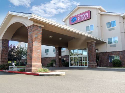 Hotels Albany Golf And Event Center All Square Golf