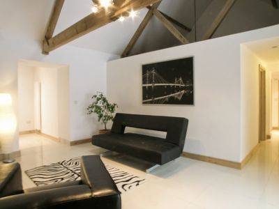 hotel Church Barn