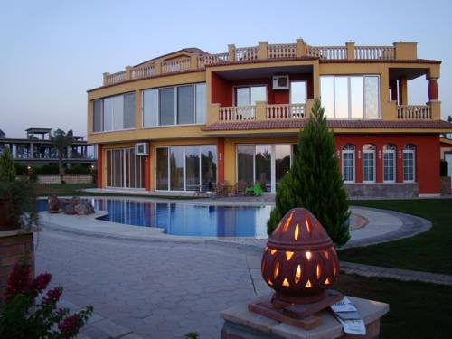 hotel Ofok Luxury Villa
