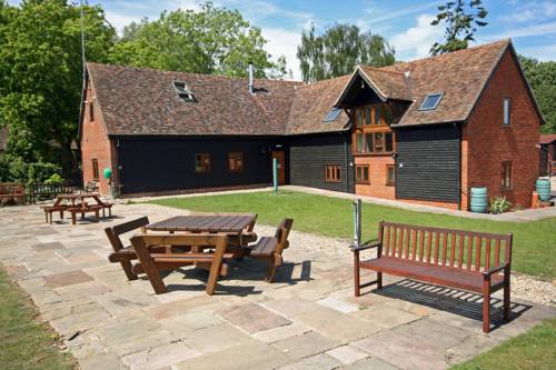 hotel Upper Neatham Mill