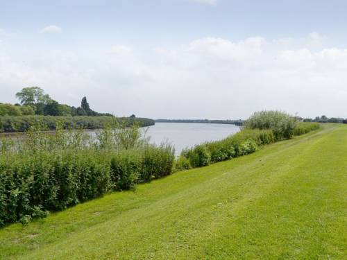 hotel Riverbank Cottage