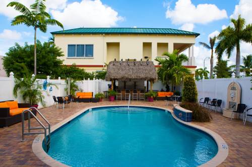 Hotels Fort Lauderdale Country Club All Square Golf Plantation Inn Hotel And Lounge