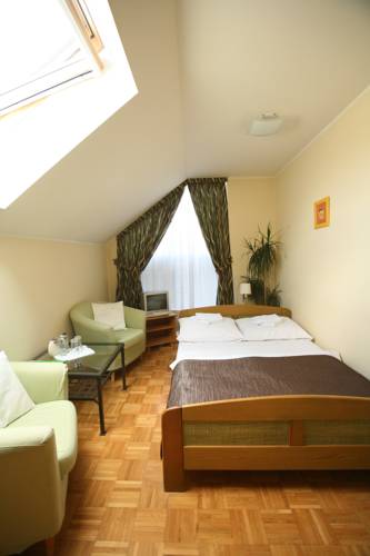 hotel Zajazd Azyl Inn