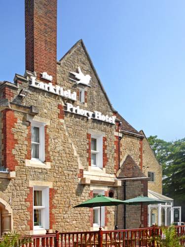 hotel Larkfield Priory Hotel