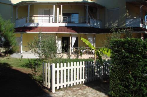 hotel Cozy Beach House, Lalzi Bay