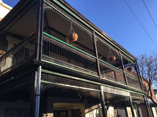 hotel My Place & Adelaide Backpackers Hostel