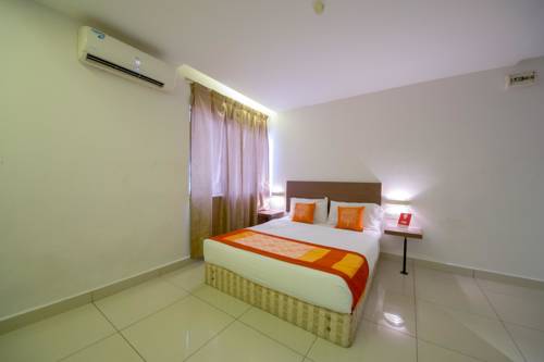 hotel OYO Rooms Sentul KTM Station