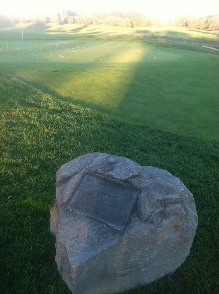 Pine Oaks Golf Club cover picture