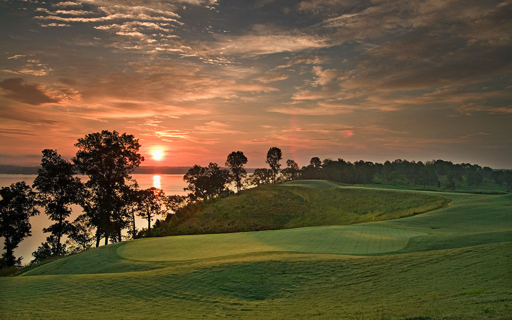 The Shoals Golf Club cover picture