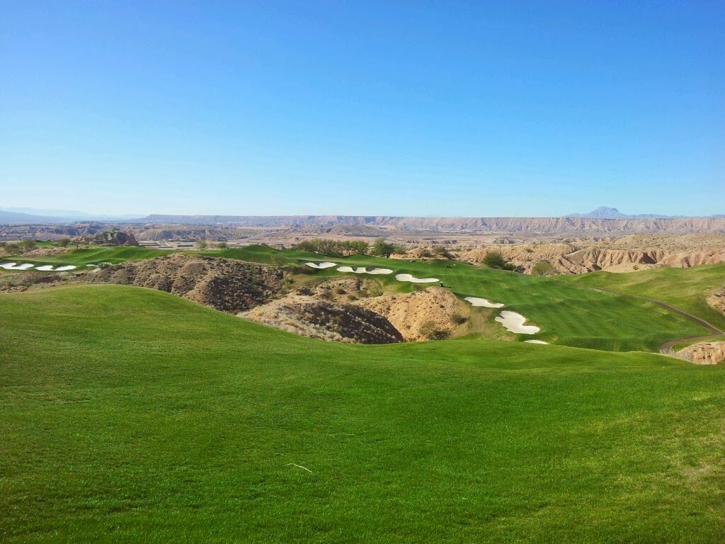Manu Golfing Cover Picture
