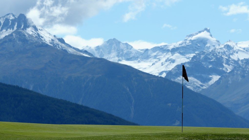 Michelangelo & Apach Trophy Cover