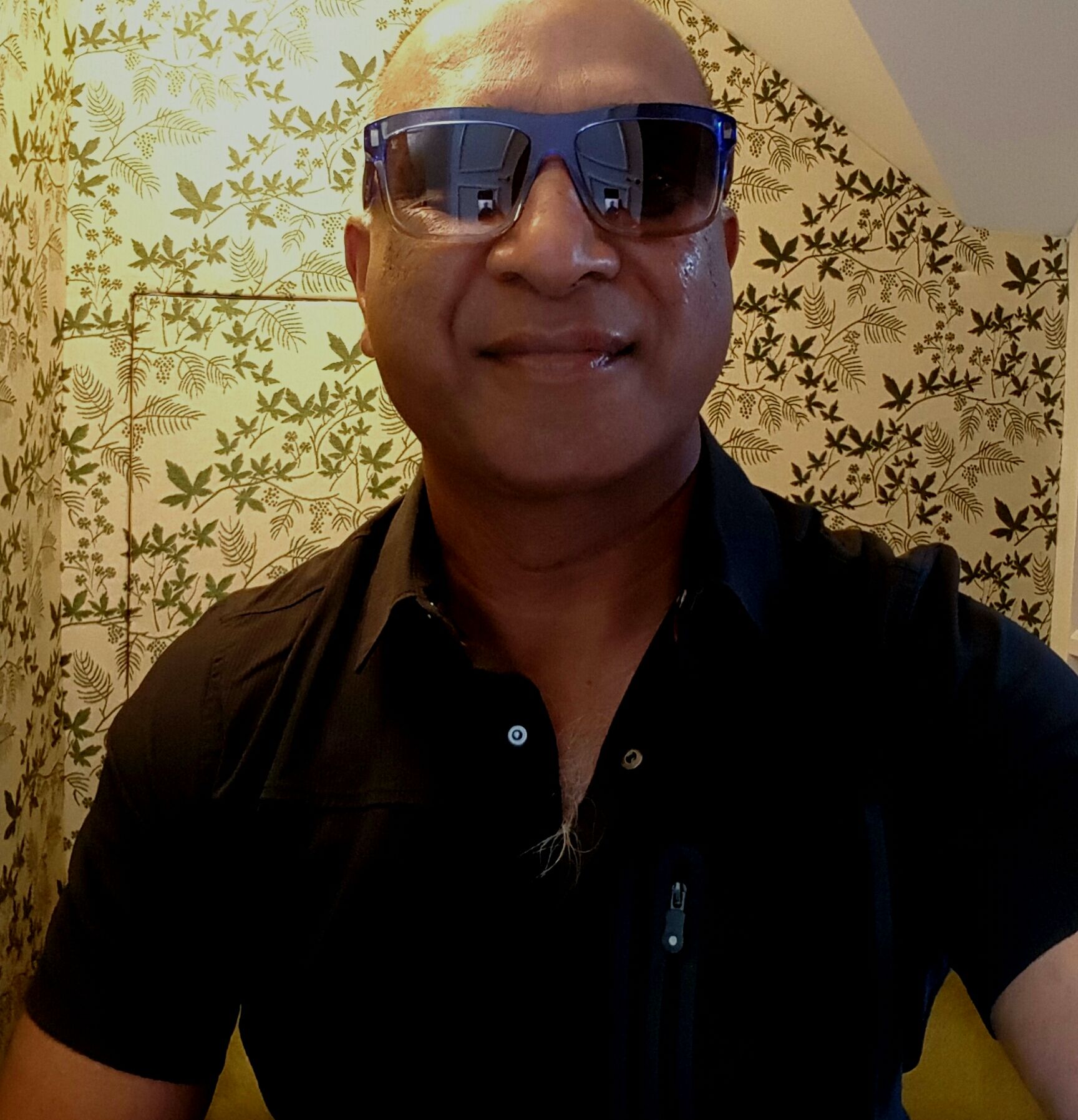 Vivek Vellore Cover Picture