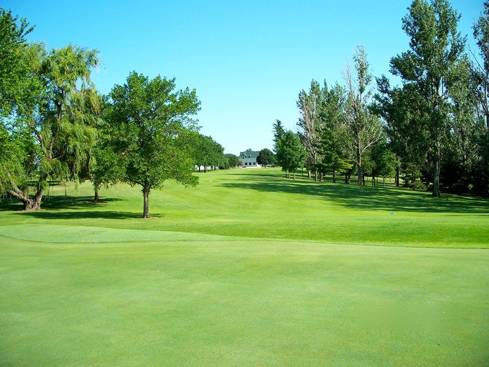 Hillcrest Golf and Country Club cover picture