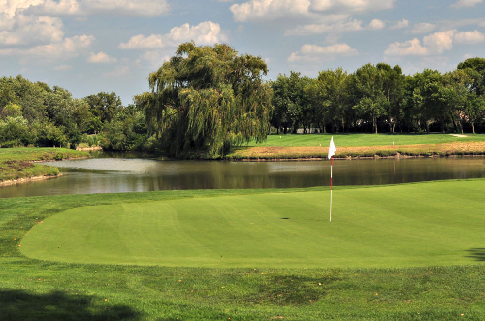 White Pines Golf Course cover picture