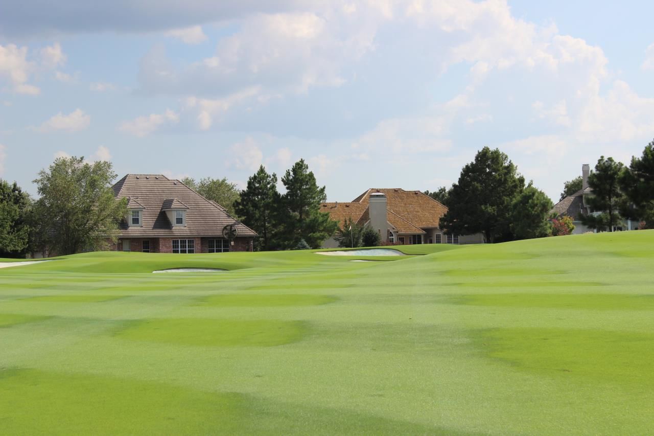 Pinnacle Country Club cover picture