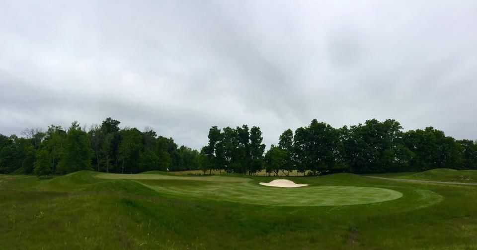 Oasis Golf Club and Conference Center cover picture