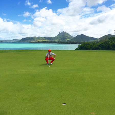 Ile aux cerfs golf club julien tizot checkin picture