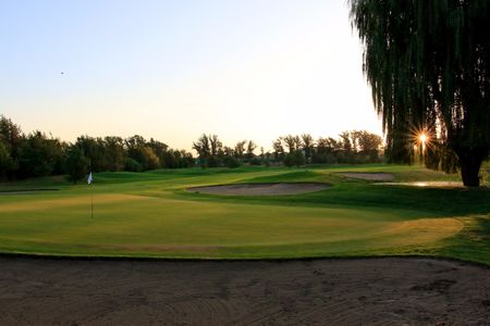 Nurtau golf club joel girrbach checkin picture