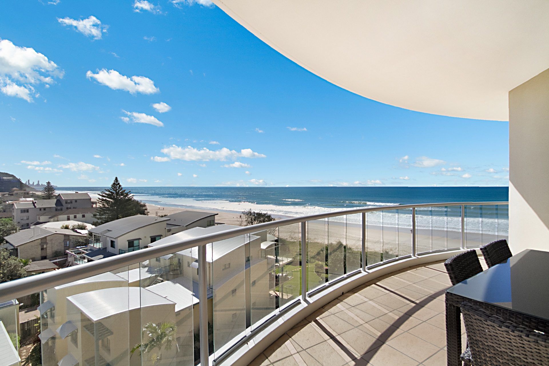 Palm Springs, United States} Cover Picture