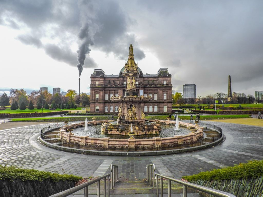 Glasgow, Scotland} Cover Picture