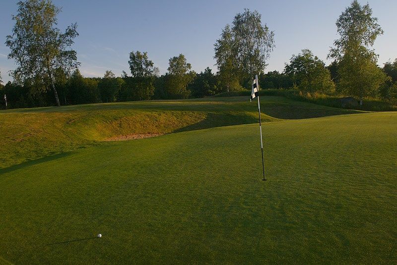 Lyckorna Golfklubb cover picture