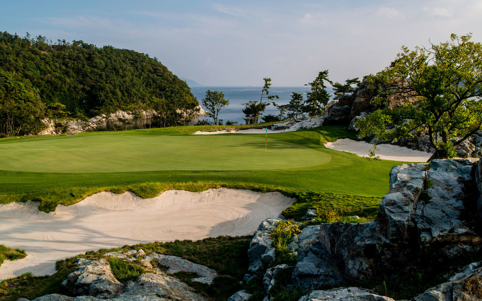 Watch Pine Beach Links –South Korea video Watch Pine Beach Links –South Korea video