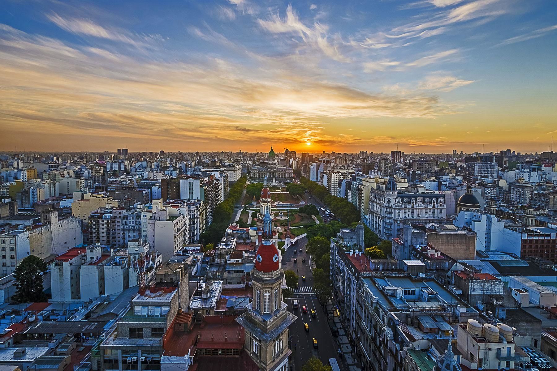 Buenos Aires, Argentina} Cover Picture