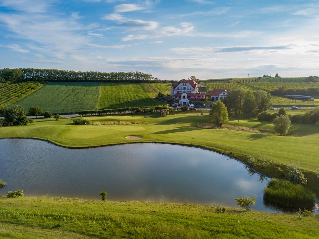 Golfclub Veltlinerland Poysdorf cover picture