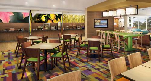 Fairfield Inn & Suites by Marriott St. Louis Pontoon Beach/Granite City, IL cover picture