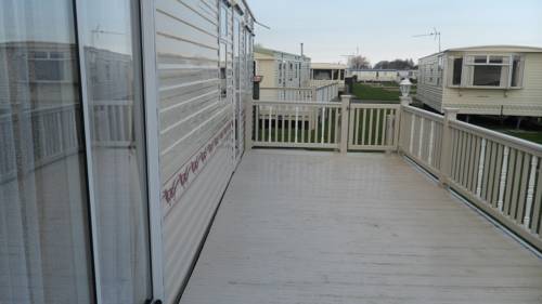 Northshore Private Caravan Rental cover picture