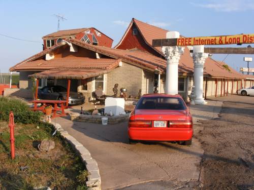 Free Breakfast Inn cover picture