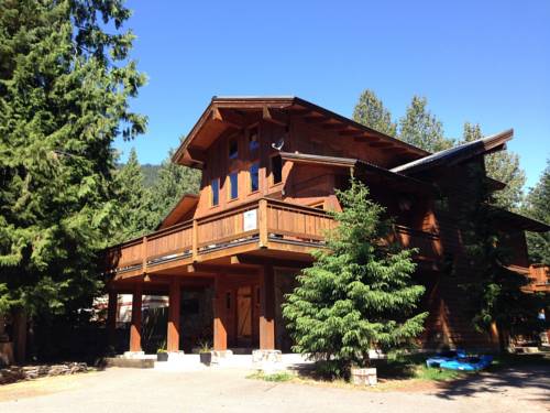 Alpine Lodge Whistler cover picture