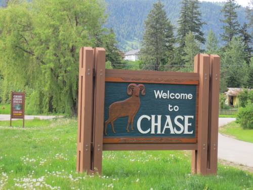 Chase Country Inn Cover Picture