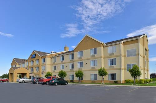Comfort Inn & Suites North Woods Cross cover picture