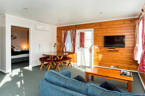 Tudor Park Motel cover picture