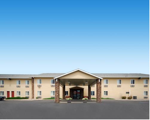 Quality Inn & Suites Watertown cover picture
