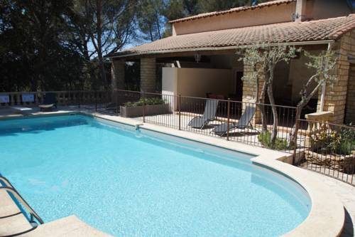 Le Domaine d'Alèzen cover picture