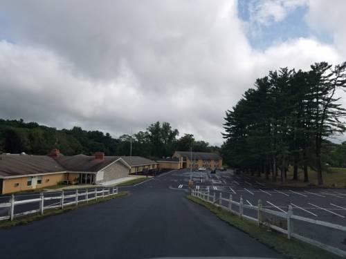 Americas Best Value Inn Putnam cover picture