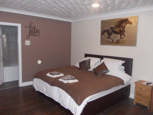 The Bay Horse Accommodation cover picture