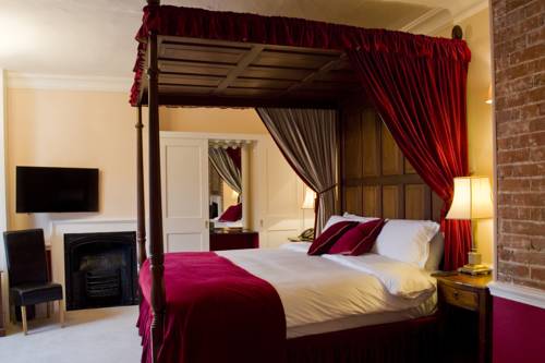 Faversham Creek Hotel cover picture
