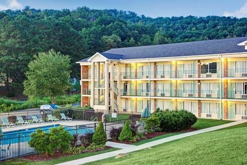 Days Inn Jellico - Tennessee State Line cover picture