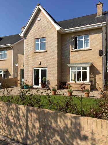 Sunnyhill Lodge cover picture