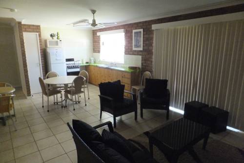 Ocean Beach Chalet 15 cover picture