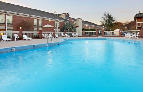 Holiday Inn Express & Suites Corinth cover picture