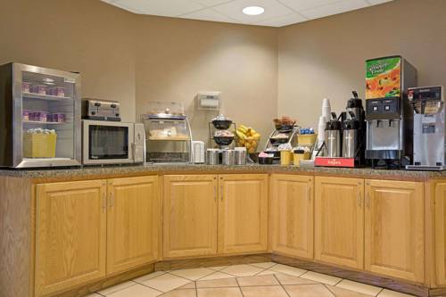 Days Inn Eagan cover picture