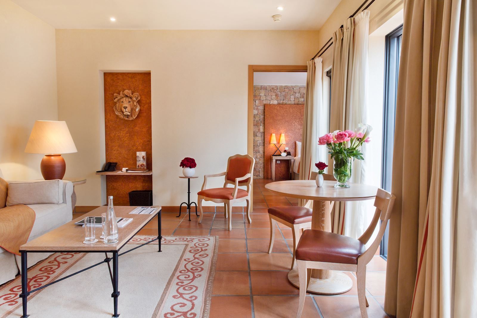 Deluxe Suite room