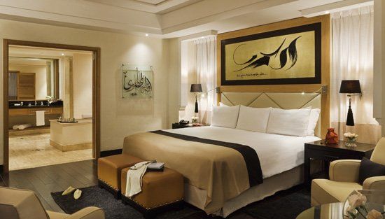 Suite room