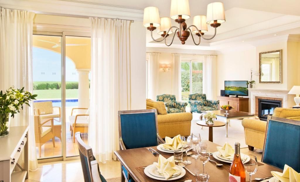 Four-Bedroom Villa with Private Pool room